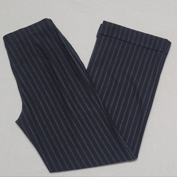 90s Vintage NY&C Black Gray Pinstripe Stretchy Pull-On Cuffed Wide Leg Trousers - Picture 2 of 8